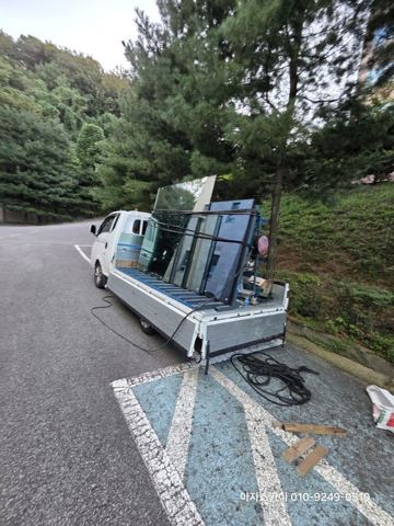 스카이차 대학교 유리 교체 작업 사진